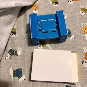 Compact Metal Outdoor survival stove